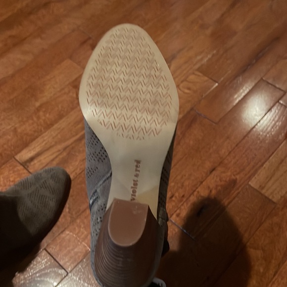 Size8 Womens. Great shape. Worn twice. Gray bootie suede type material. - Picture 5 of 6